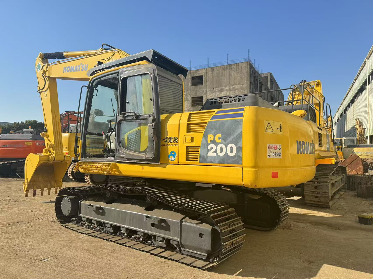 KOMATSU PC200-8 - Верижен багер: снимка 2 KOMATSU PC200-8 - Верижен багер: снимка 2