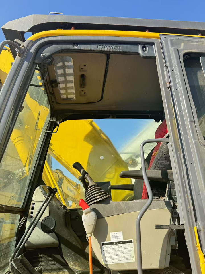 KOMATSU PC200-8 - Верижен багер: снимка 5 KOMATSU PC200-8 - Верижен багер: снимка 5