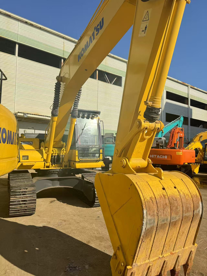 KOMATSU PC200-8 - Верижен багер: снимка 3 KOMATSU PC200-8 - Верижен багер: снимка 3