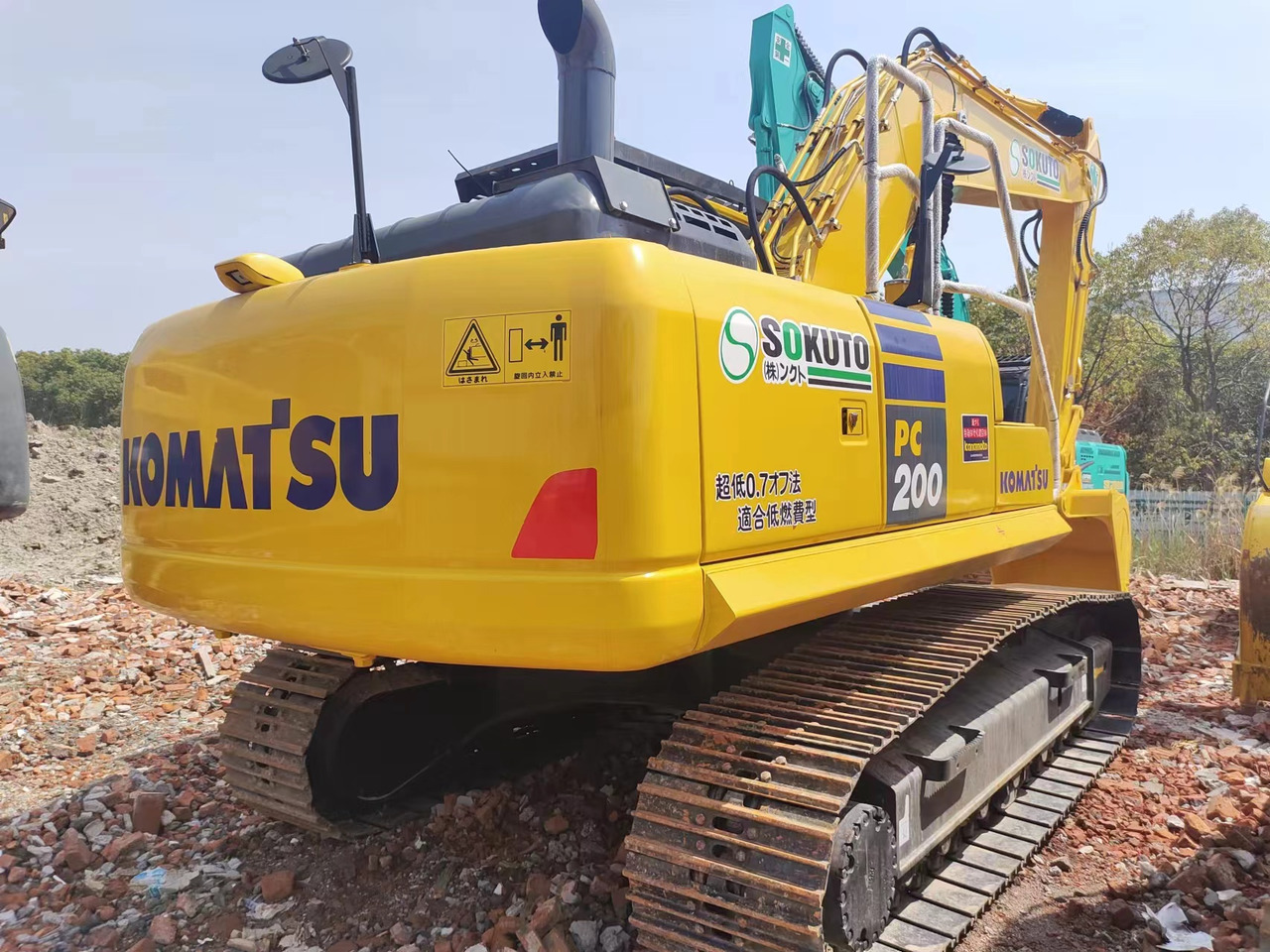 KOMATSU PC200-8N1 - Верижен багер: снимка 3 KOMATSU PC200-8N1 - Верижен багер: снимка 3