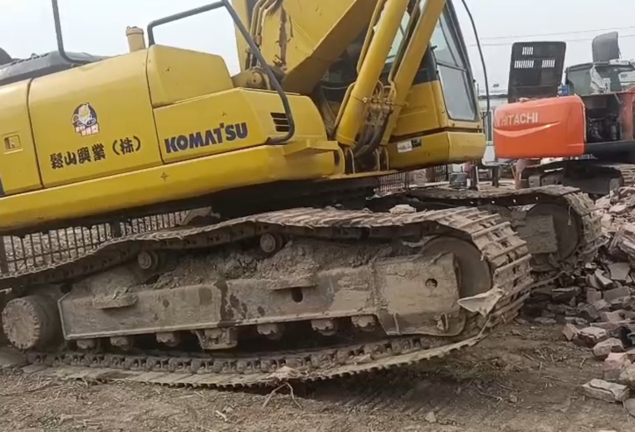 KOMATSU PC200-8N1 - Верижен багер: снимка 2 KOMATSU PC200-8N1 - Верижен багер: снимка 2