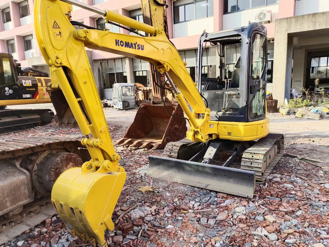 KOMATSU PC35MR PC40 PC45 PC50 PC55 PC60 - Мини багер: снимка 2 KOMATSU PC35MR PC40 PC45 PC50 PC55 PC60 - Мини багер: снимка 2