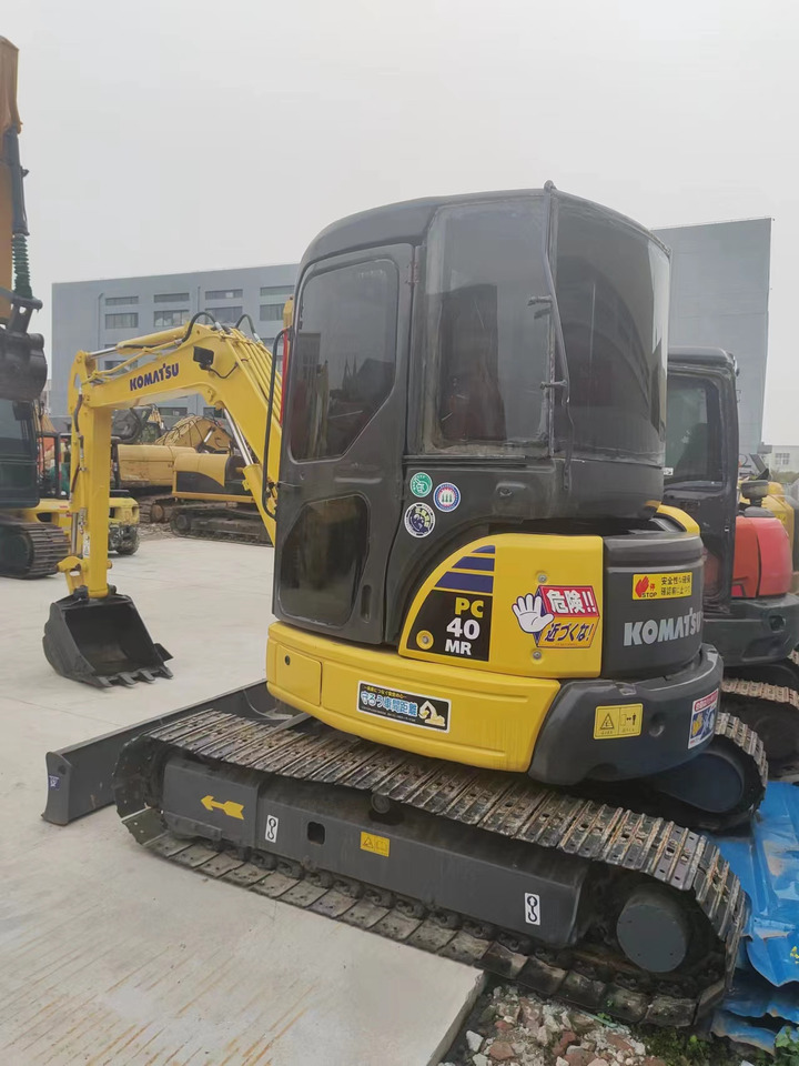KOMATSU PC40MR - Мини багер: снимка 3 KOMATSU PC40MR - Мини багер: снимка 3