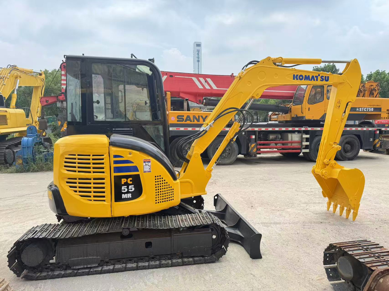 KOMATSU PC55 PC55MR PC56 PC60 - Мини багер: снимка 1 KOMATSU PC55 PC55MR PC56 PC60 - Мини багер: снимка 1
