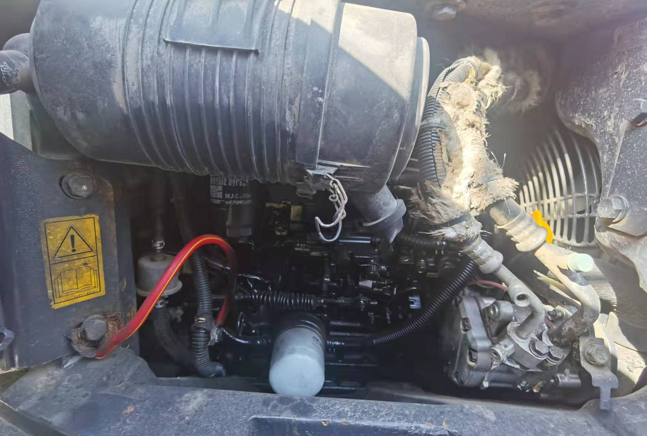 KOMATSU PC55MR-2 - Мини багер: снимка 4 KOMATSU PC55MR-2 - Мини багер: снимка 4