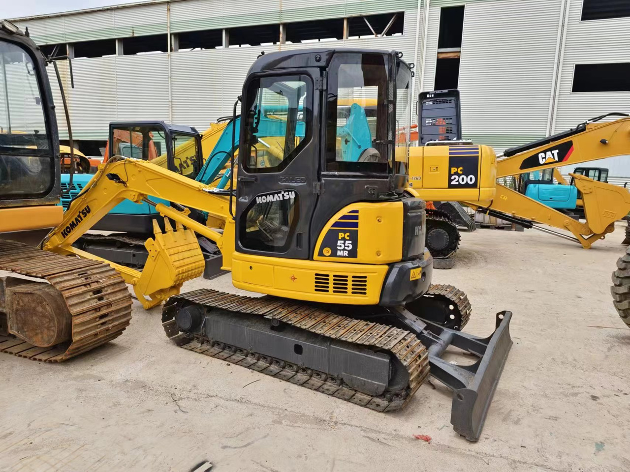 KOMATSU PC55MR-2 - Мини багер: снимка 1 KOMATSU PC55MR-2 - Мини багер: снимка 1