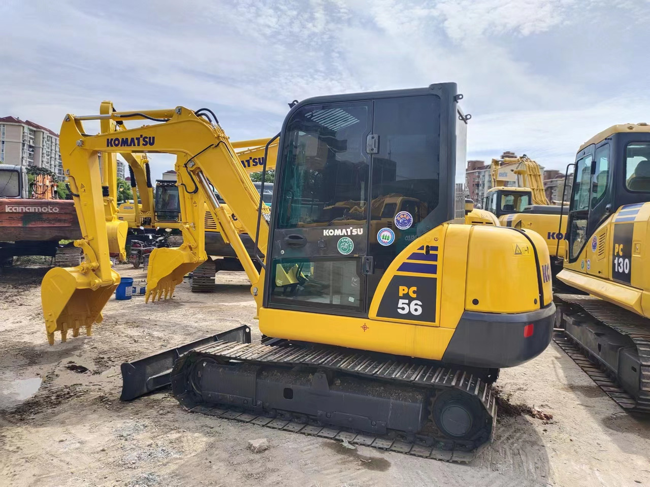 KOMATSU PC56 komatsu mini excavator PC55 PC60 - Мини багер: снимка 2 KOMATSU PC56 komatsu mini excavator PC55 PC60 - Мини багер: снимка 2