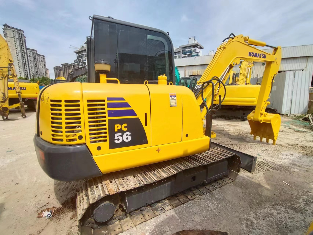 KOMATSU PC56 komatsu mini excavator PC55 PC60 - Мини багер: снимка 4 KOMATSU PC56 komatsu mini excavator PC55 PC60 - Мини багер: снимка 4