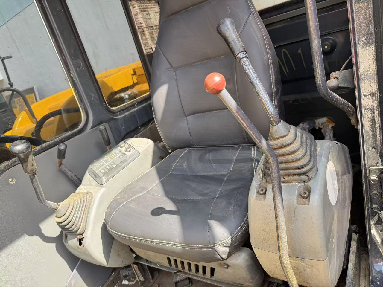 KOMATSU PC60-7 - Мини багер: снимка 4 KOMATSU PC60-7 - Мини багер: снимка 4