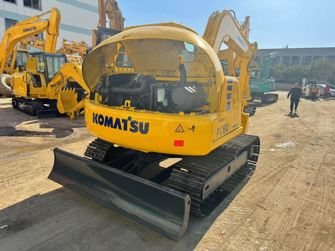 KOMATSU PC60-7 - Верижен багер: снимка 3 KOMATSU PC60-7 - Верижен багер: снимка 3