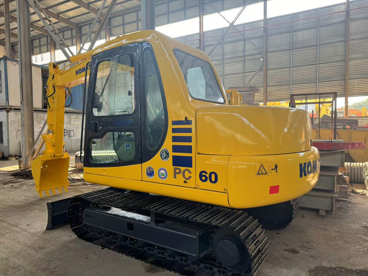 KOMATSU PC60-7 PC60 - Мини багер: снимка 2 KOMATSU PC60-7 PC60 - Мини багер: снимка 2