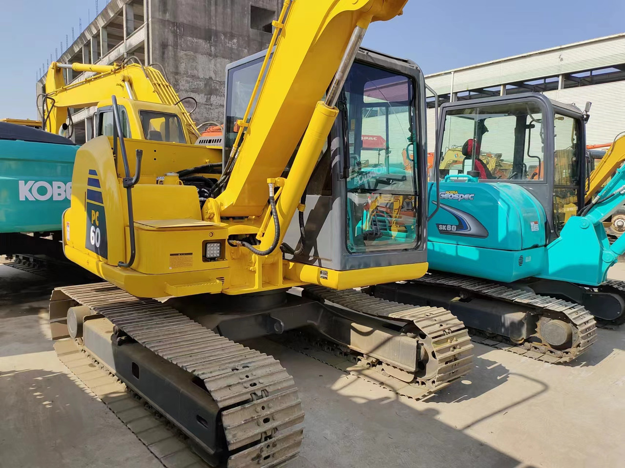 KOMATSU PC60-8 - Мини багер: снимка 3 KOMATSU PC60-8 - Мини багер: снимка 3