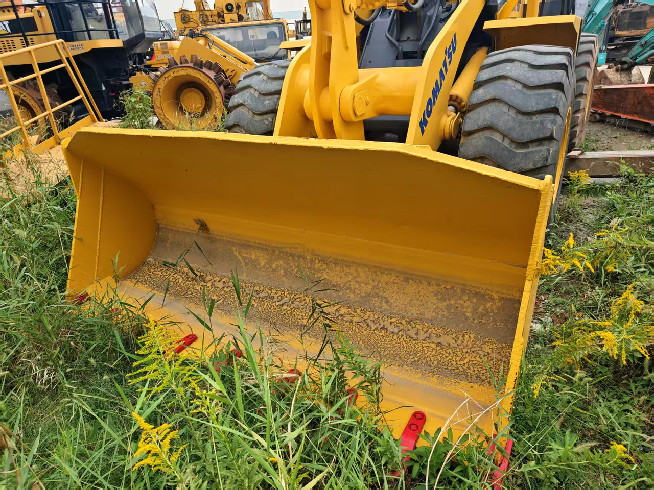 KOMATSU WA470 - Колесен товарач: снимка 3 KOMATSU WA470 - Колесен товарач: снимка 3