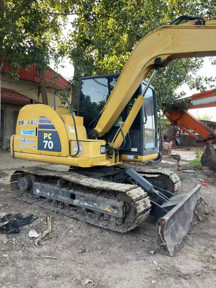KOMATSU pc70-8 - Мини багер: снимка 1 KOMATSU pc70-8 - Мини багер: снимка 1