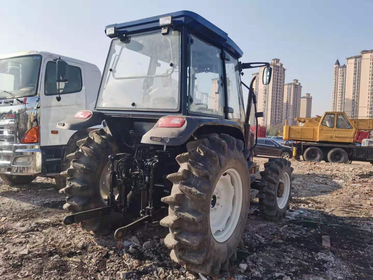 LOVOL M1104 - Трактор: снимка 4 LOVOL M1104 - Трактор: снимка 4