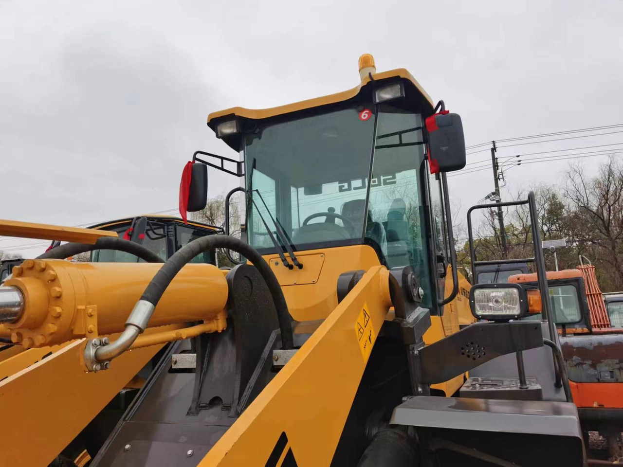 SDLG L956F - Колесен товарач: снимка 2 SDLG L956F - Колесен товарач: снимка 2