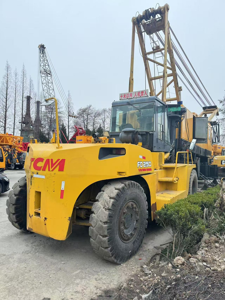 TCM FD250 - Дизелов мотокар: снимка 3 TCM FD250 - Дизелов мотокар: снимка 3