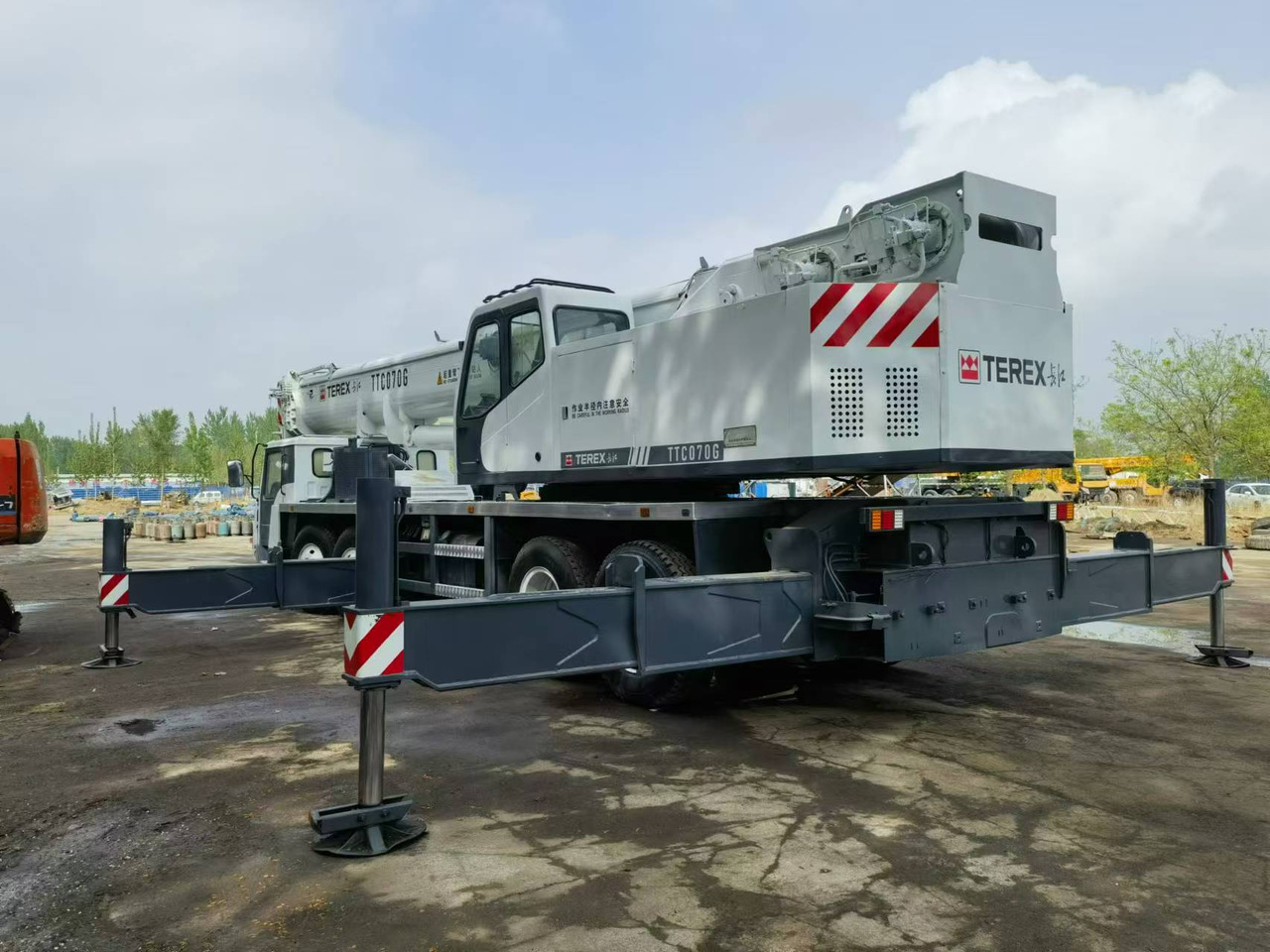 TEREX CHANGJIANG 70Ton - Автокран: снимка 2 TEREX CHANGJIANG 70Ton - Автокран: снимка 2