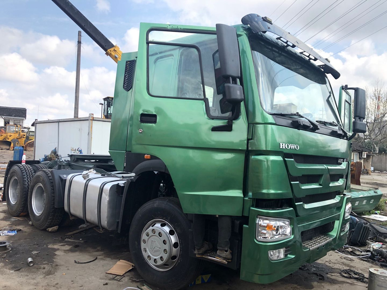 HOWO 420 - Влекач: снимка 1 HOWO 420 - Влекач: снимка 1