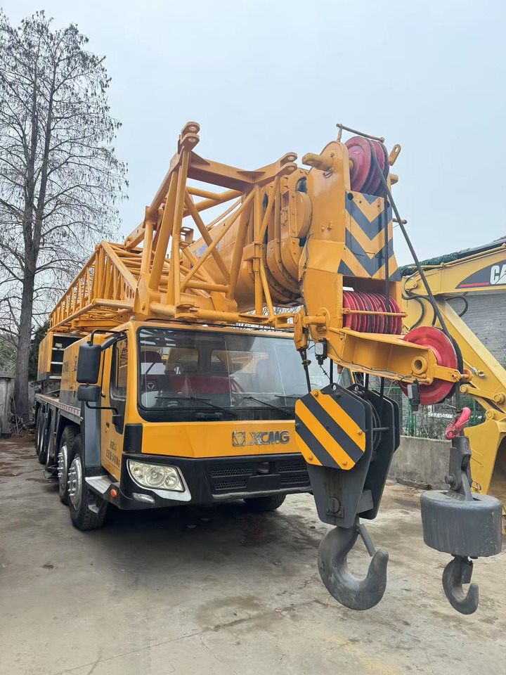 XCMG QY100K - Автокран: снимка 1 XCMG QY100K - Автокран: снимка 1