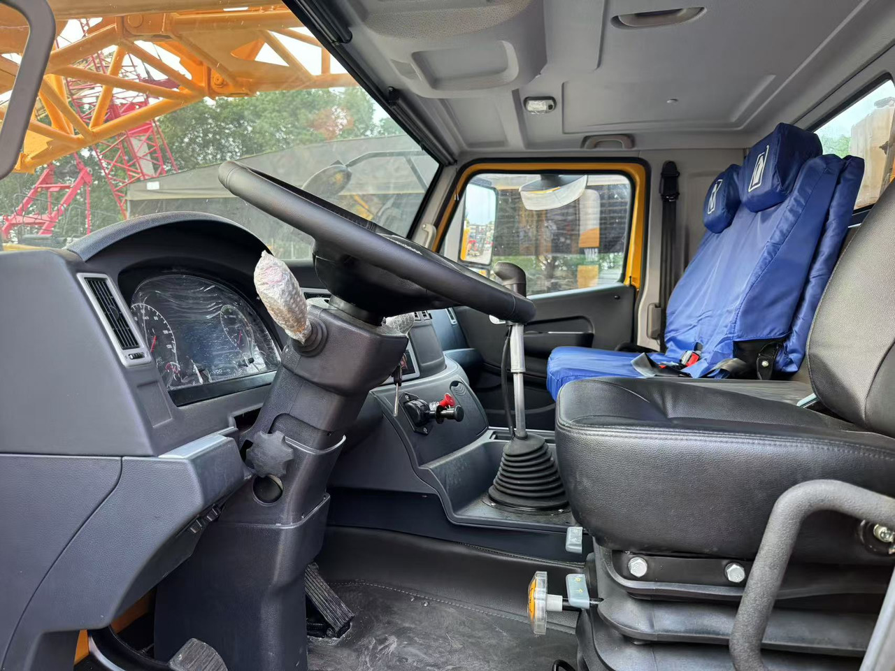 XCMG QY70K - Автокран: снимка 5 XCMG QY70K - Автокран: снимка 5