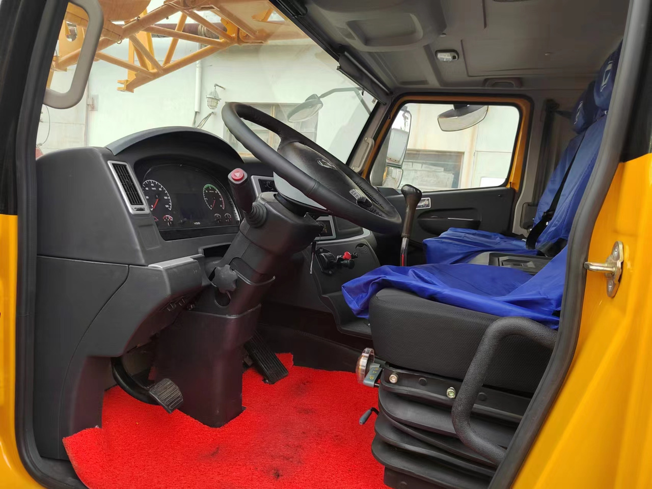 XCMG QY70K - Автокран: снимка 5 XCMG QY70K - Автокран: снимка 5