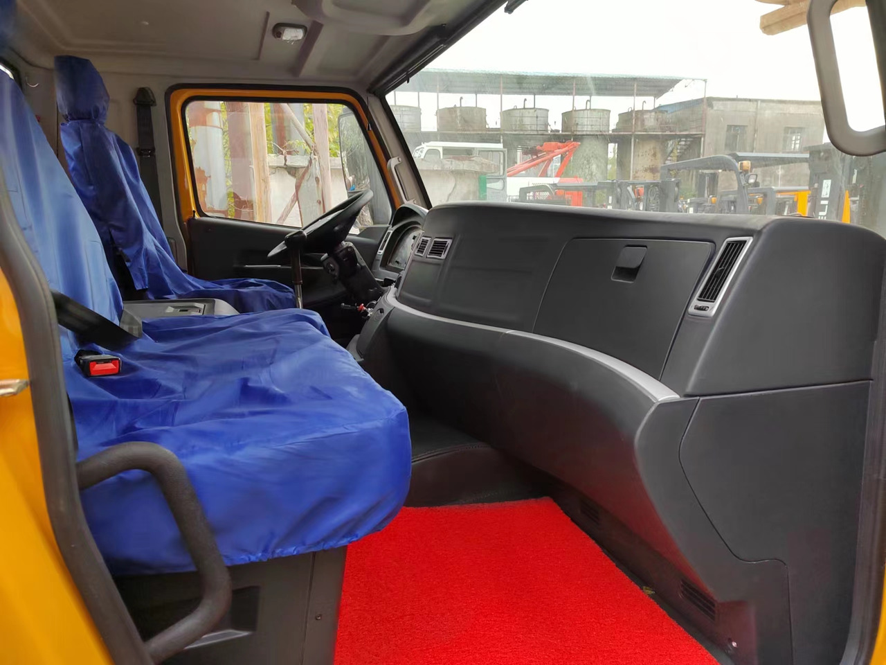 Автокран XCMG QY70K: снимка 6