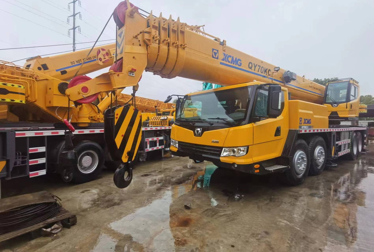 XCMG QY70K - Автокран: снимка 1 XCMG QY70K - Автокран: снимка 1