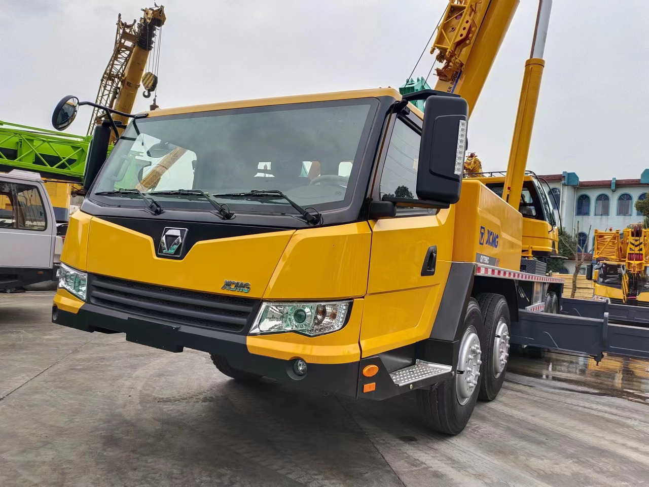 XCMG QY75K - Автокран: снимка 2 XCMG QY75K - Автокран: снимка 2
