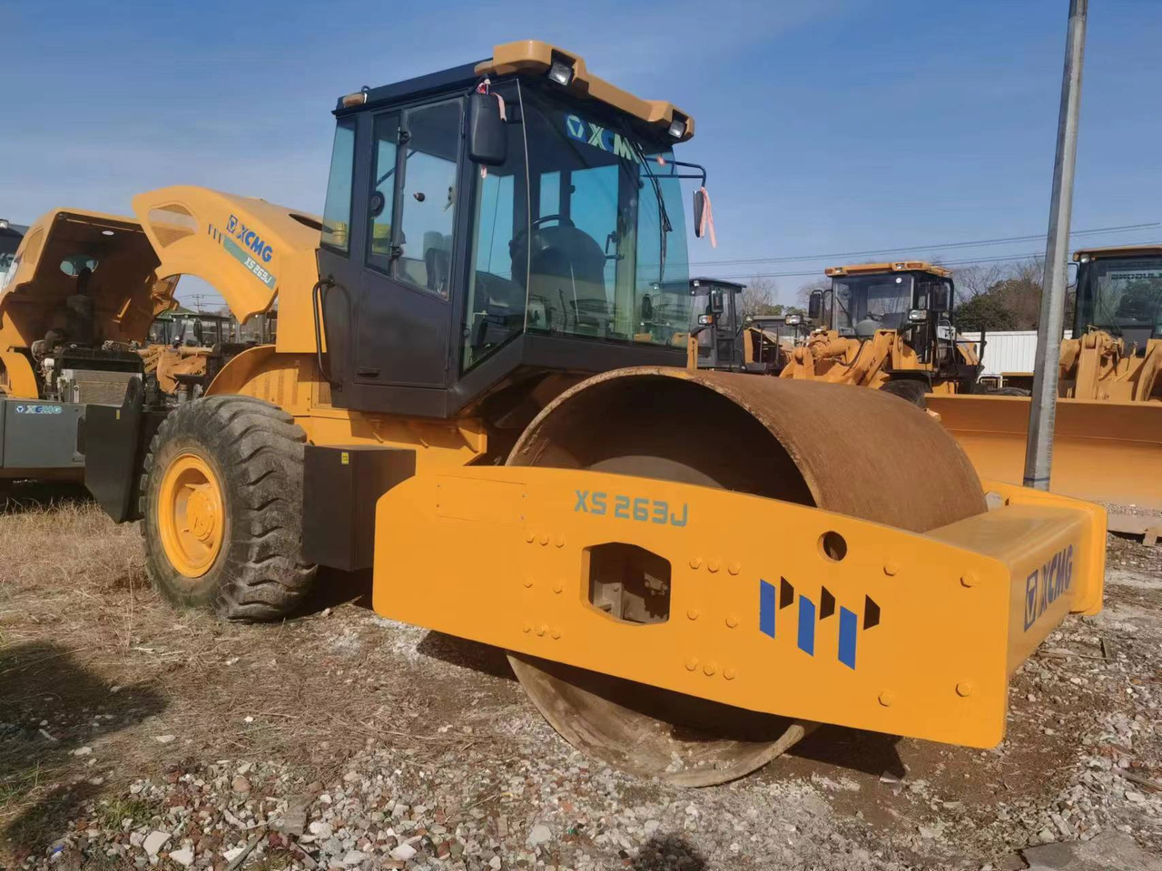 XCMG XS-263J - Компактор: снимка 1 XCMG XS-263J - Компактор: снимка 1