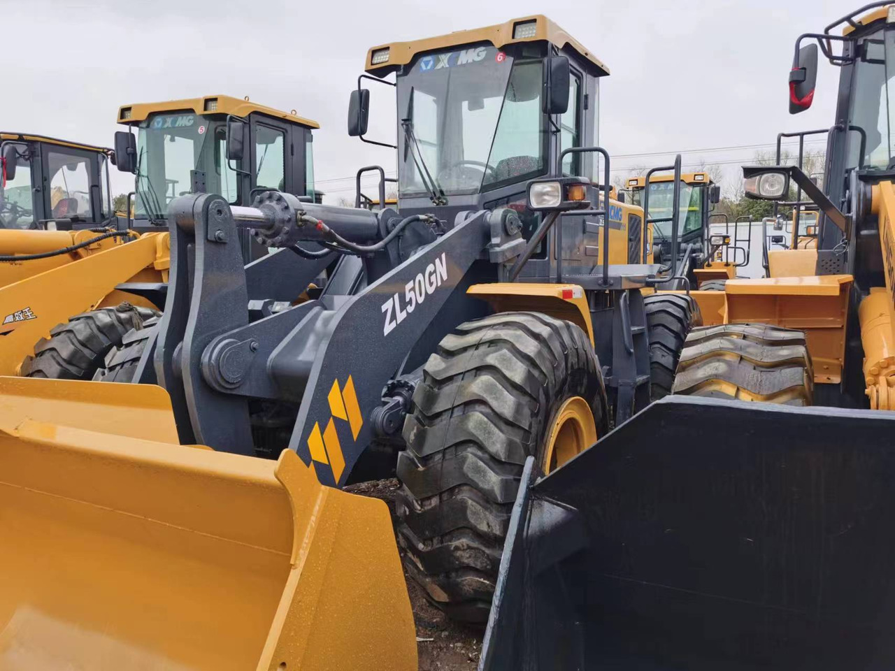 XCMG ZL50GN 95%new good condition 5Ton loader - Колесен товарач: снимка 2 XCMG ZL50GN 95%new good condition 5Ton loader - Колесен товарач: снимка 2