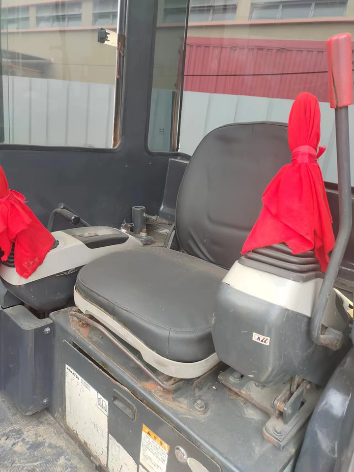 Komatsu pc40 - Мини багер: снимка 5 Komatsu pc40 - Мини багер: снимка 5