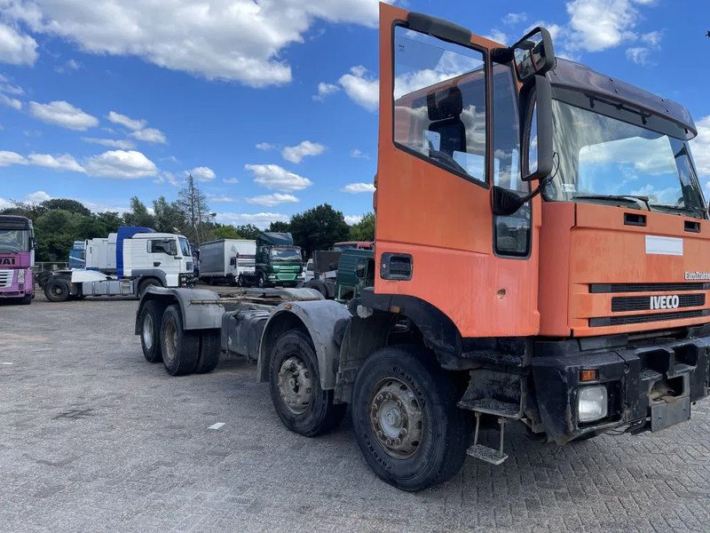 Iveco Eurotrakker 340 E34 - Шаси кабина: снимка 1 Iveco Eurotrakker 340 E34 - Шаси кабина: снимка 1