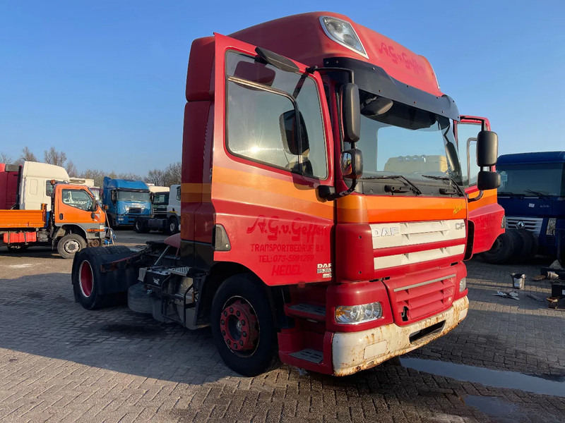 DAF CF 85 Tractor unit - Влекач: снимка 1 DAF CF 85 Tractor unit - Влекач: снимка 1