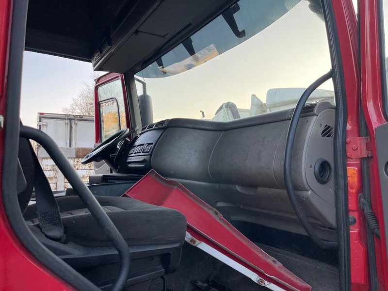 Влекач DAF CF 85 Tractor unit: снимка 15
