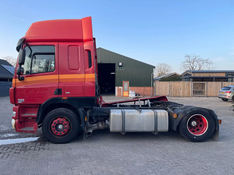 DAF CF 85 Tractor unit - Влекач: снимка 4 DAF CF 85 Tractor unit - Влекач: снимка 4