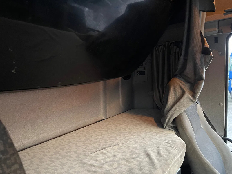 Влекач DAF CF 85 Tractor unit: снимка 14