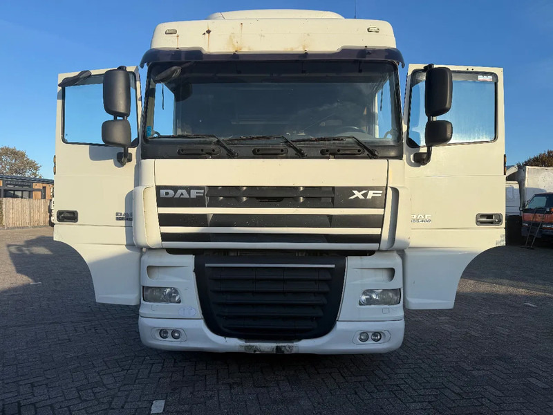 DAF XF 105.460 Tractor unit - Влекач: снимка 2 DAF XF 105.460 Tractor unit - Влекач: снимка 2