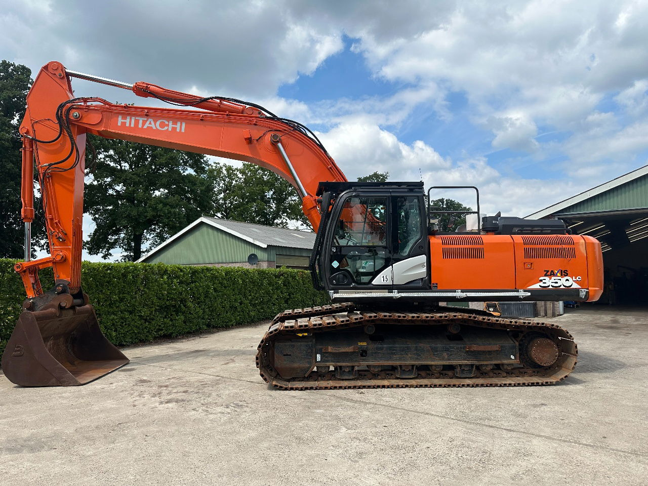 Hitachi ZX350LC-6 - Верижен багер: снимка 4 Hitachi ZX350LC-6 - Верижен багер: снимка 4