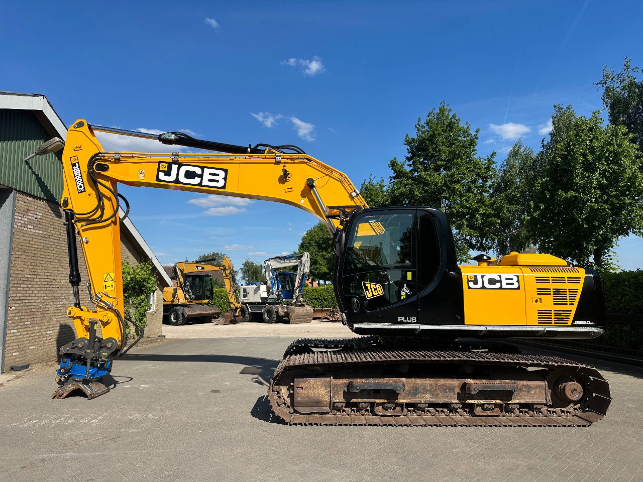 JCB JS220LC - Верижен багер: снимка 1 JCB JS220LC - Верижен багер: снимка 1