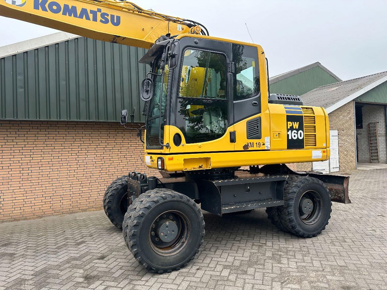 Komatsu PW160-8 - Колесен багер: снимка 4 Komatsu PW160-8 - Колесен багер: снимка 4
