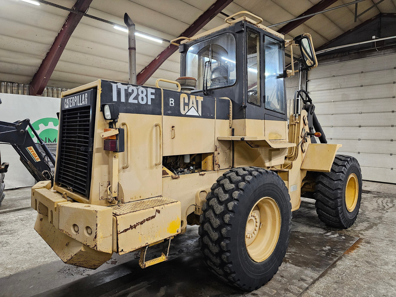 Cat IT28F - Колесен товарач: снимка 4 Cat IT28F - Колесен товарач: снимка 4