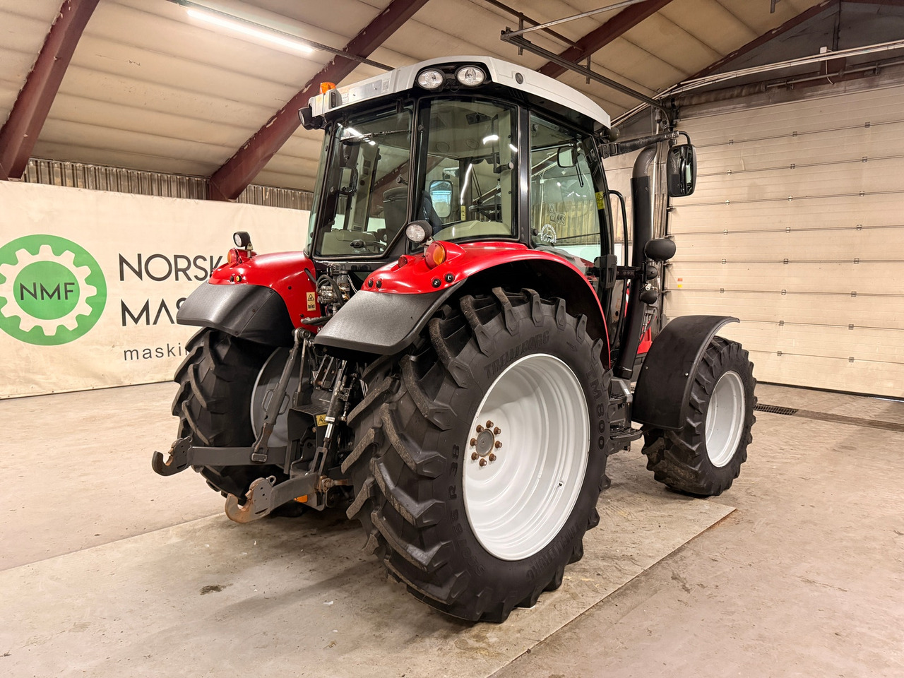 Massey Ferguson 5712SL Inkl ny frontlaster - Друга техника: снимка 5 Massey Ferguson 5712SL Inkl ny frontlaster - Друга техника: снимка 5