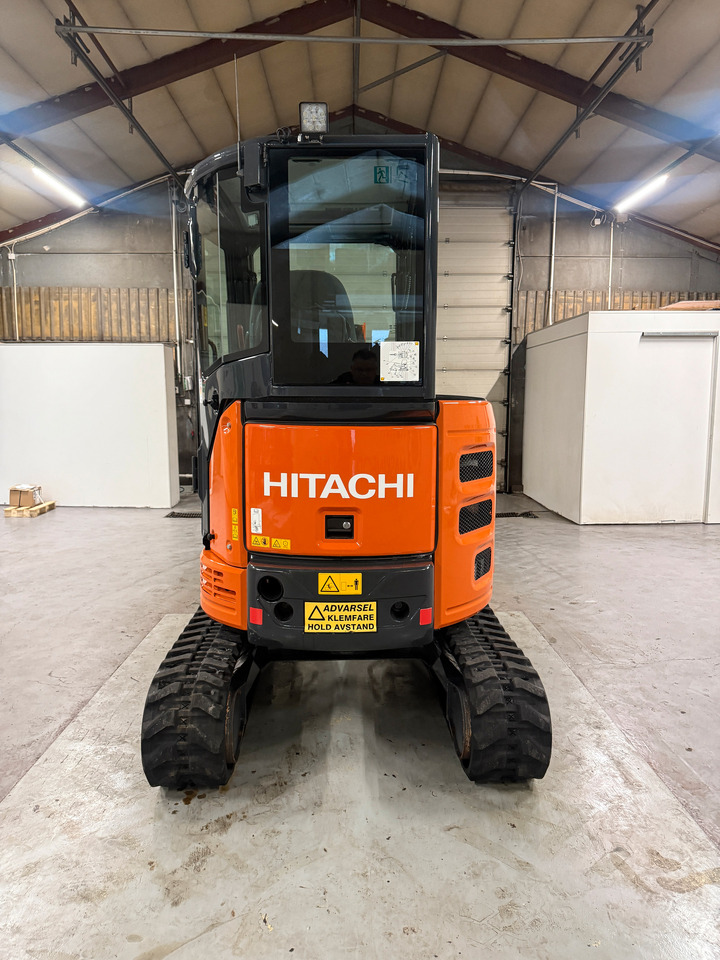 Hitachi ZX26U-6 - Мини багер: снимка 4 Hitachi ZX26U-6 - Мини багер: снимка 4