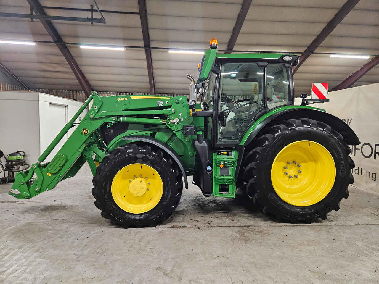 John Deere 6R185 Ultimate #Godt utstyrt og veldig flott traktor - Трактор: снимка 2 John Deere 6R185 Ultimate #Godt utstyrt og veldig flott traktor - Трактор: снимка 2