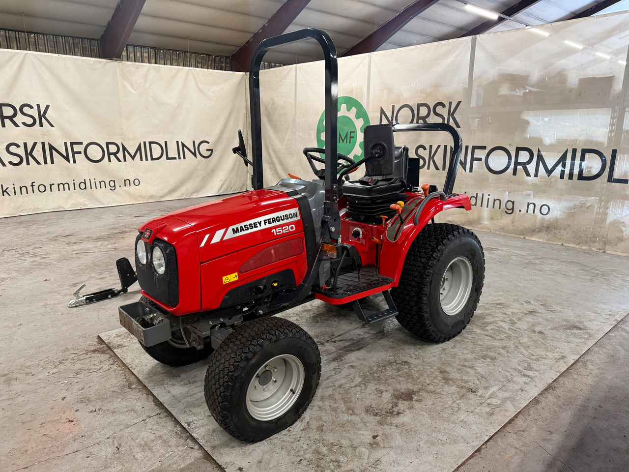 Massey Ferguson 1520 #MVA FRI# - Трактор: снимка 1 Massey Ferguson 1520 #MVA FRI# - Трактор: снимка 1