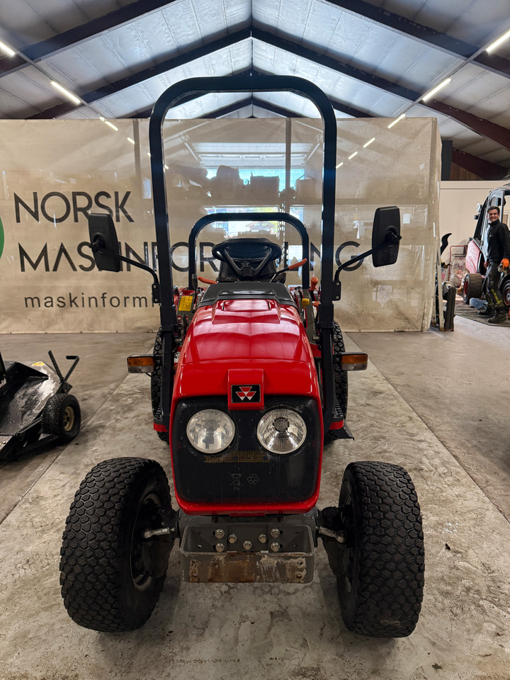 Massey Ferguson 1520 #MVA FRI# - Трактор: снимка 4 Massey Ferguson 1520 #MVA FRI# - Трактор: снимка 4