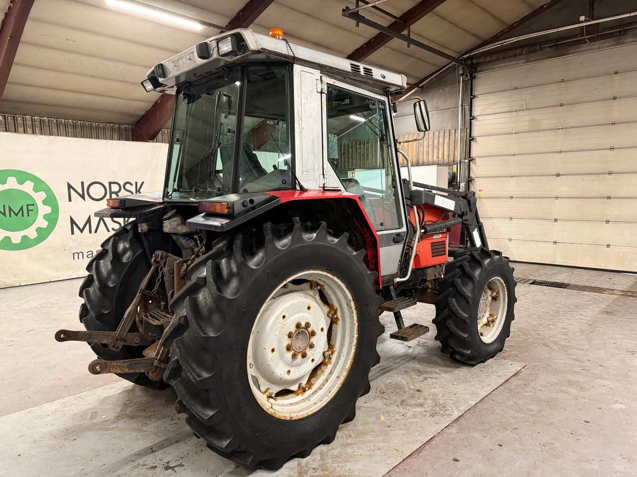 Massey Ferguson 3050 - Трактор: снимка 5 Massey Ferguson 3050 - Трактор: снимка 5