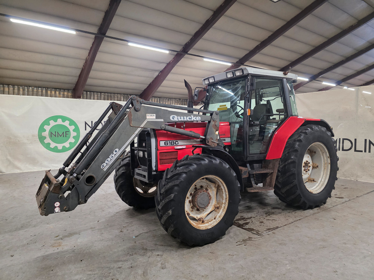Massey Ferguson 6180 - Трактор: снимка 1 Massey Ferguson 6180 - Трактор: снимка 1