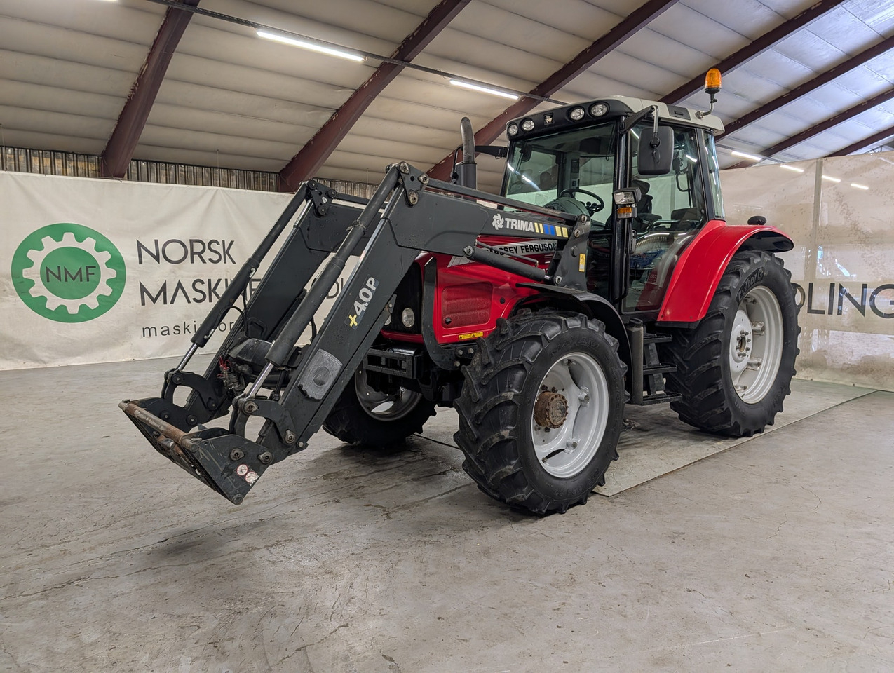 Massey Ferguson 6470 Dyna 6 - Трактор: снимка 1 Massey Ferguson 6470 Dyna 6 - Трактор: снимка 1